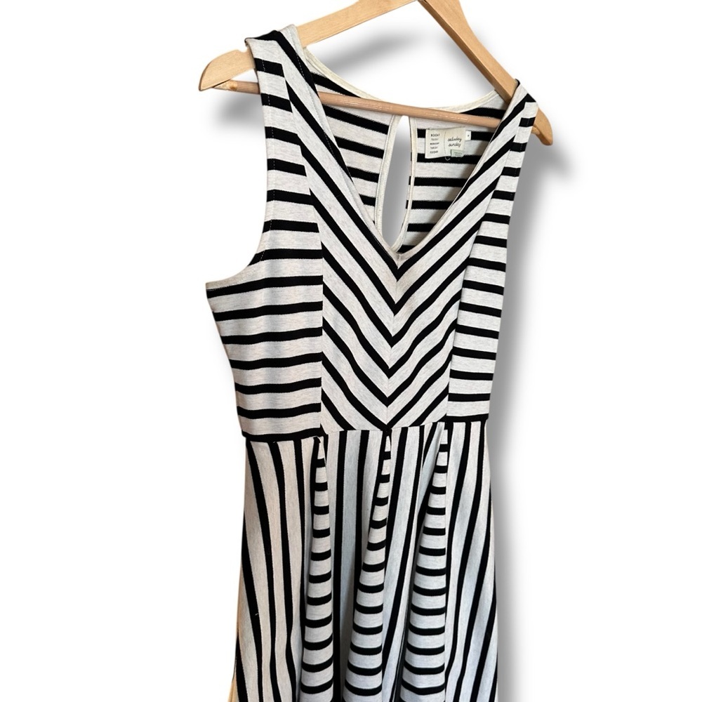 Anthropologie Saturday Sunday Fit & Flare A Line Striped Sleeveless Midi Dress M - Picture 2 of 9